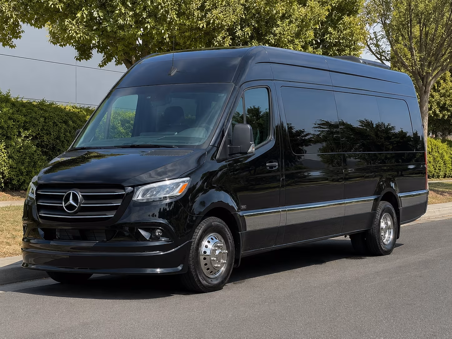 bakersfield 15 passenger sprinter van