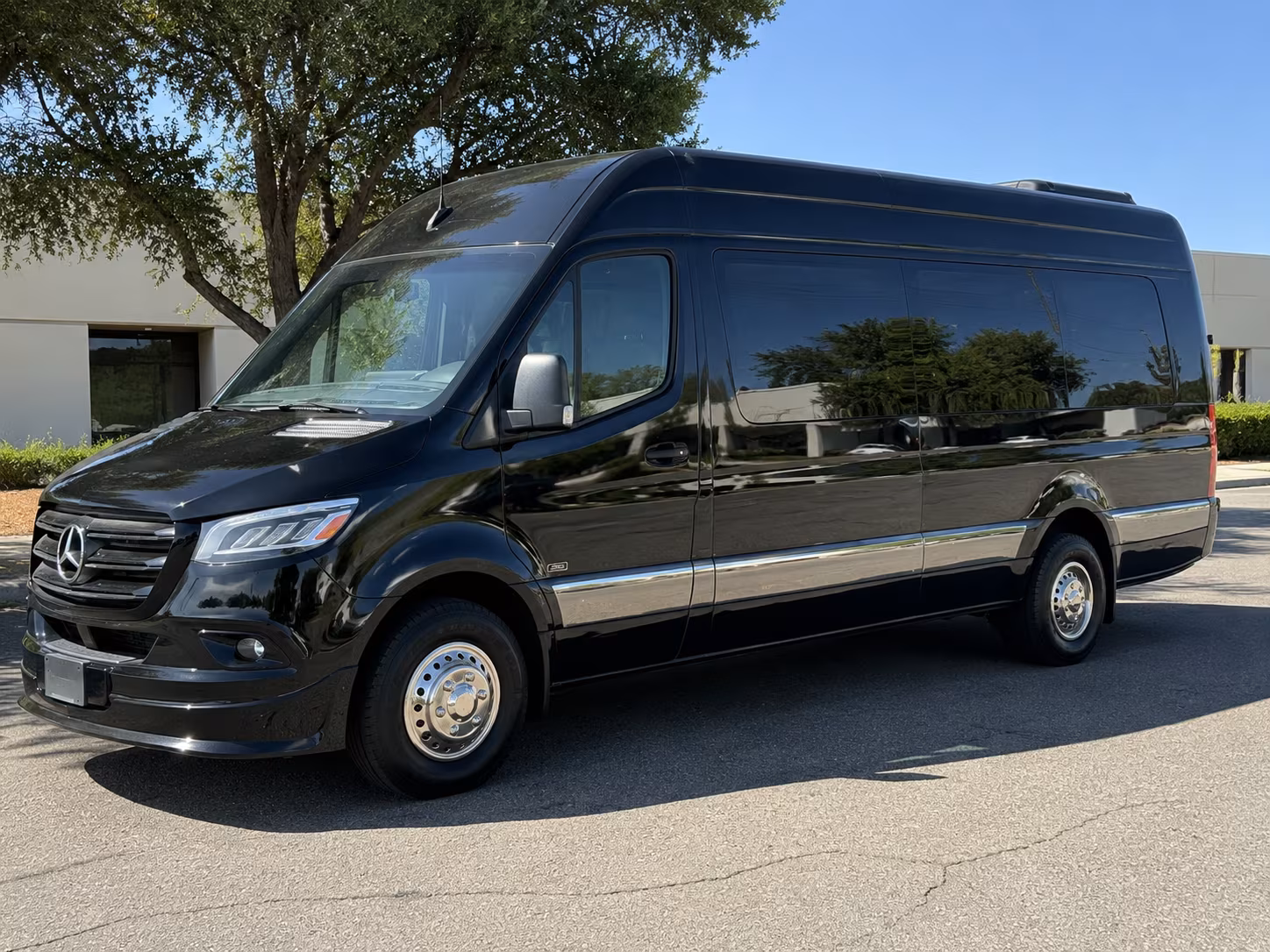 client transfer and vip executive sprinter van service in bakersfield